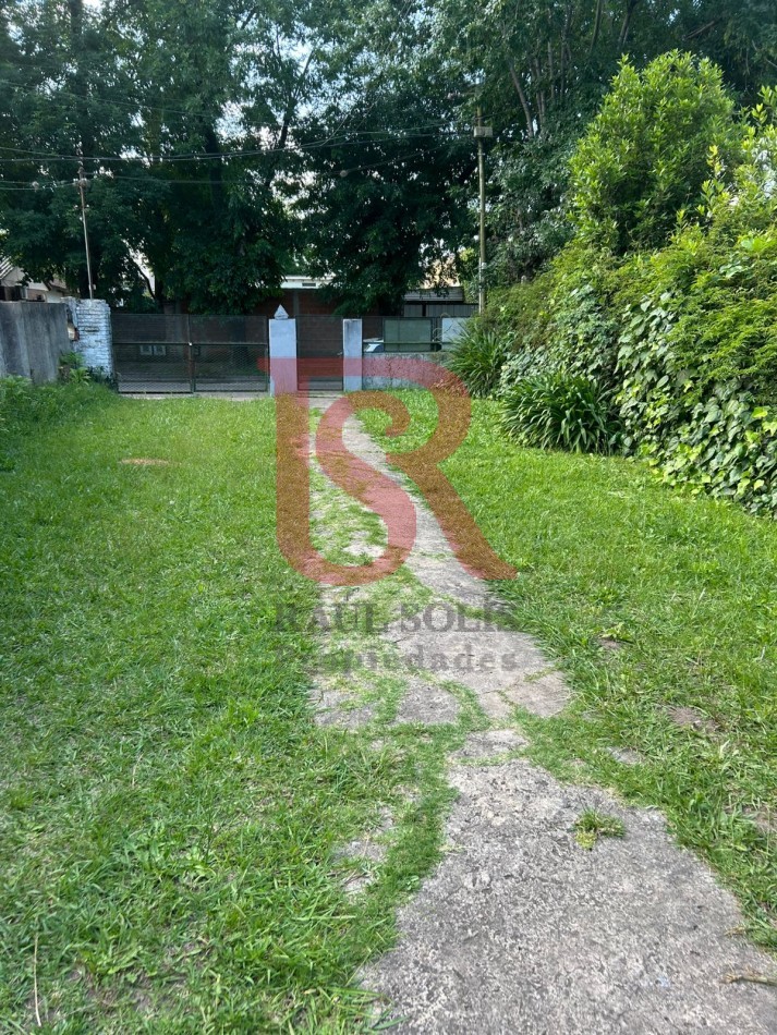 LG Casa en Longchamps amplio parque