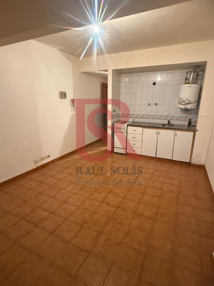 DN - Monoambiente con division en venta!!