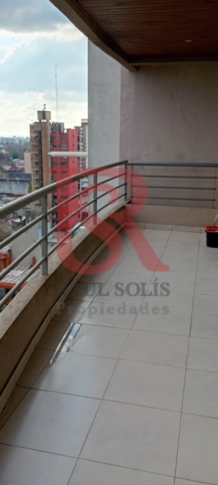 GZ - Hermoso departamento tres ambientes en altura con cochera cubierta