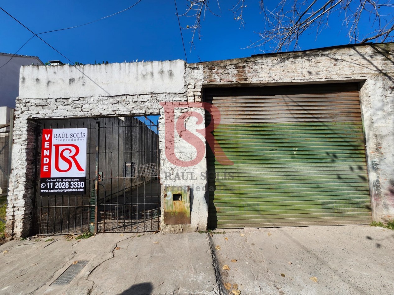 GZ- Excelente Oportunidad...!!! Casa a RECICLAR con Galpon