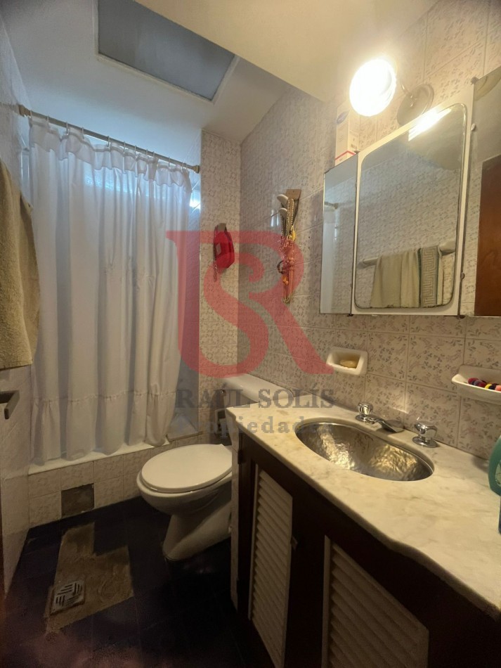 GZ -  Alquiler Casa de Categoria Excelente Ubicacion