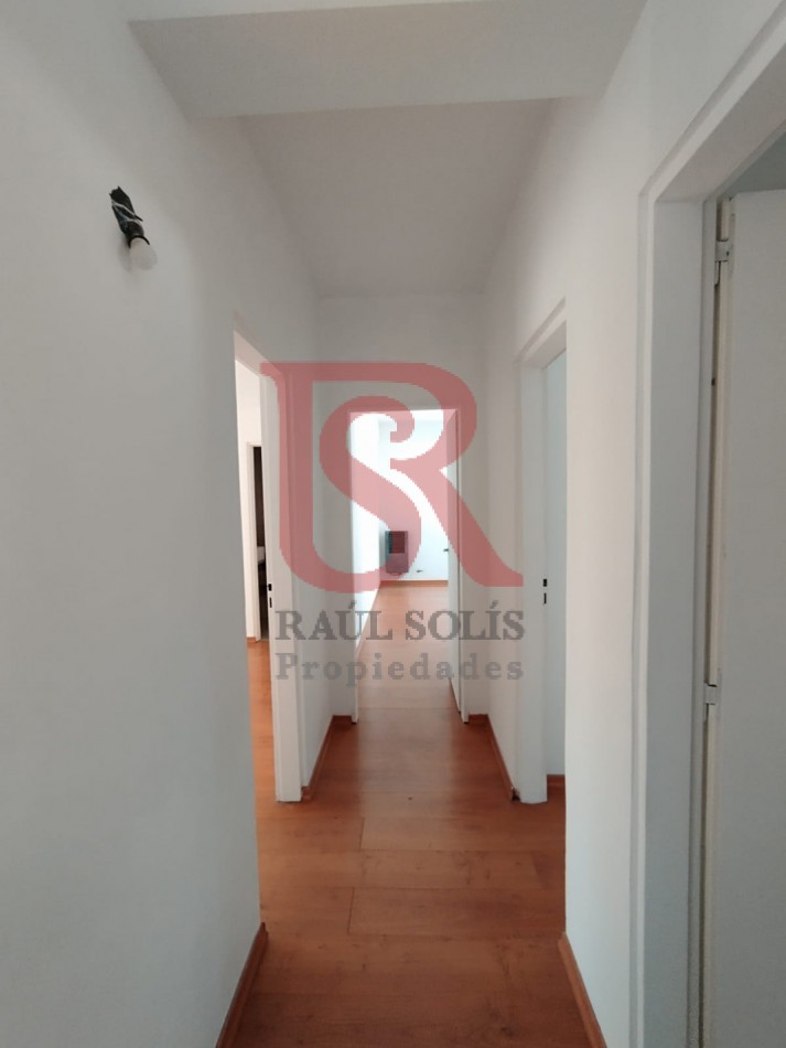 GZ - DN // Moderna casa cuatro ambientes en Barrio Parque El Carmencito