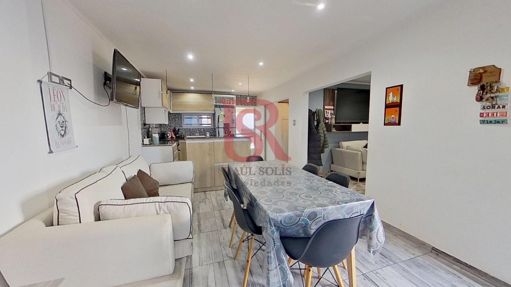 AM. Casa tres ambientes en Venta Quilmes Oeste 