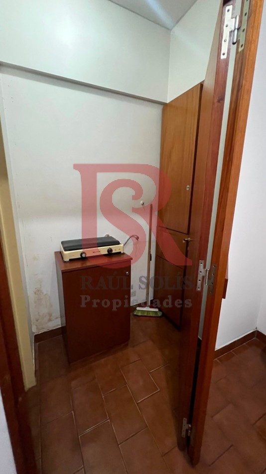 DN - Excelente ubicacion! Ideal oficina, consultorio, showroom, etc. Quilmes centro!!!