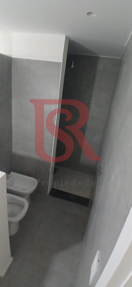 E.S.-Departamento en Alquiler