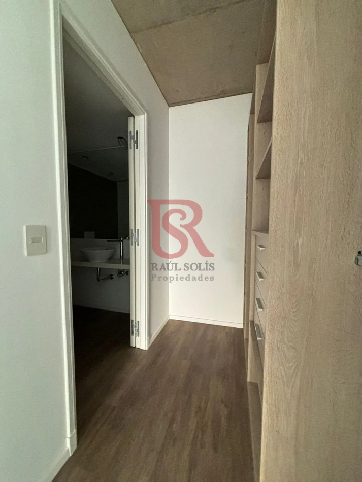Excelente Departamento de 3 Ambientes en Quartier del Bajo