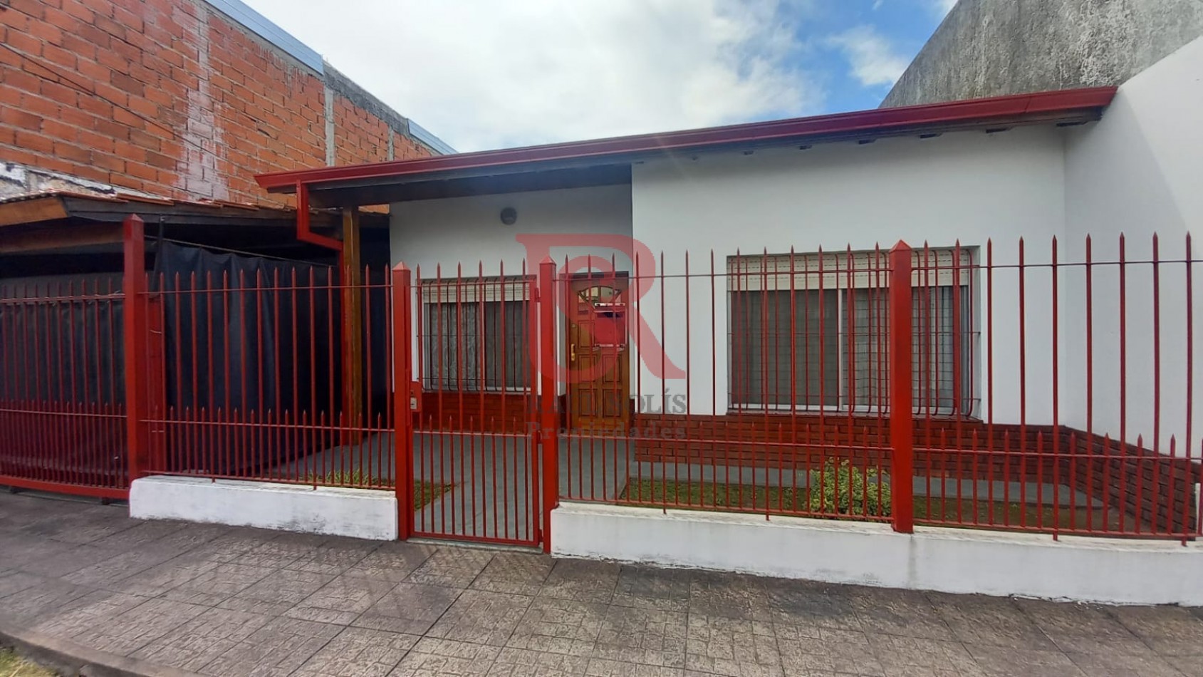 DN - Casa en venta, en Quilmes Oeste!