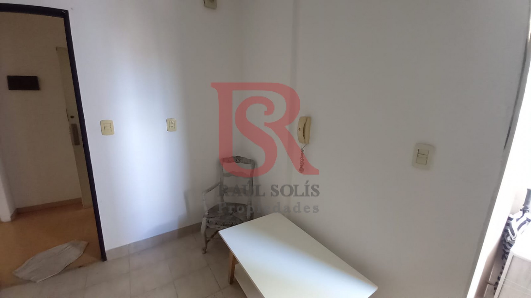 DN - Amplio departamento 3 ambientes en alquiler, Quilmes Centro!!