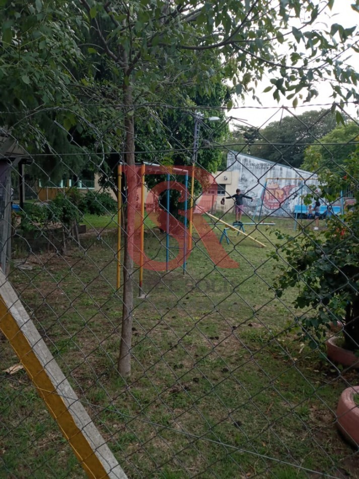 LP - Venta departamento 4 ambientes en Solano