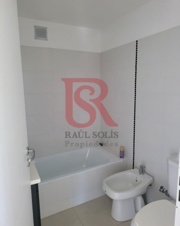 E.S. ALQUILER Departamento 2 ambientes con cochera 