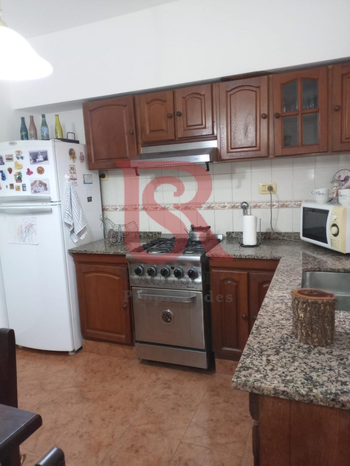 DN - Excelente triplex 4 ambientes en Quilmes. Apto Credito!!!!