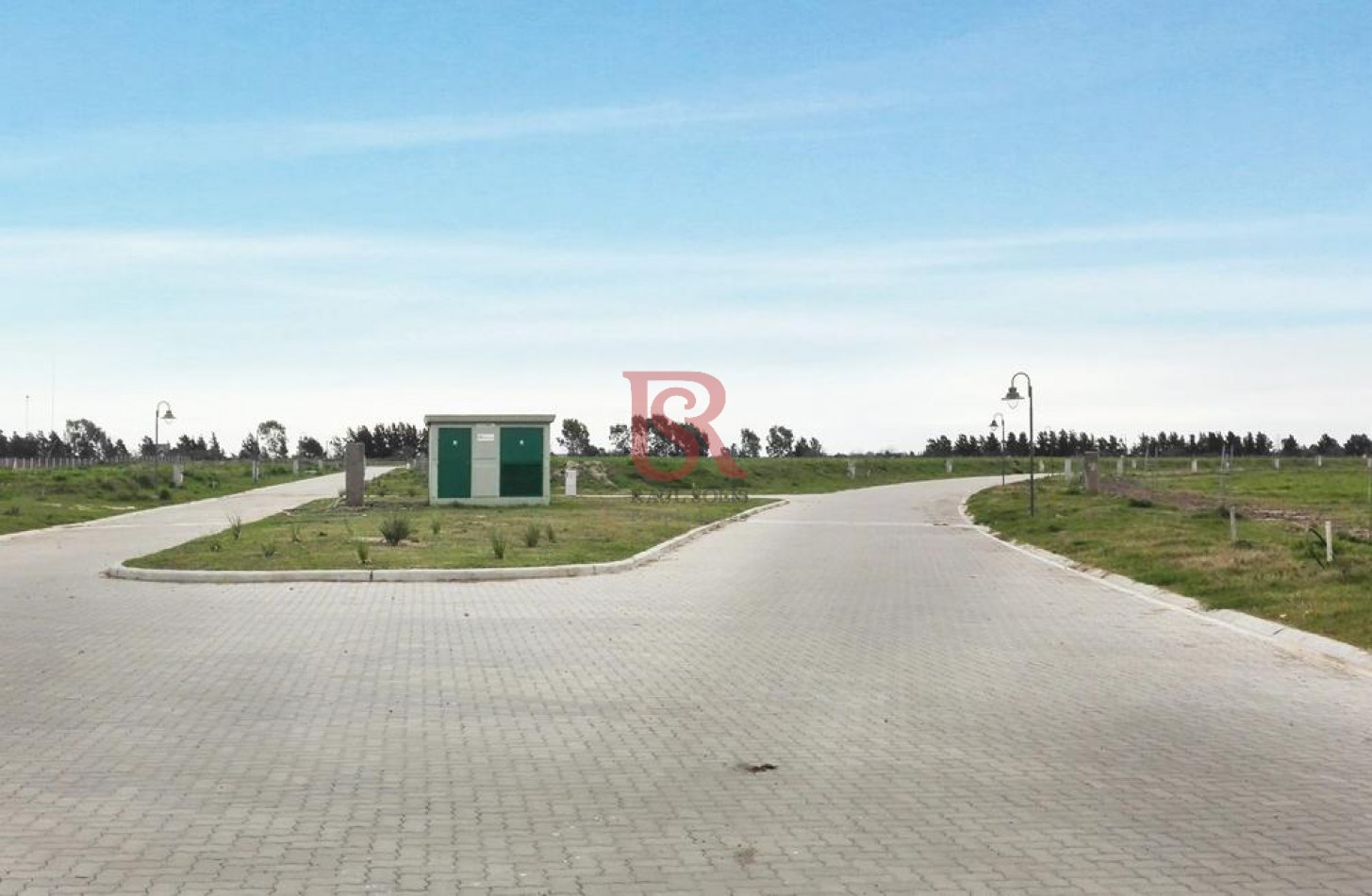 AM. EXCENTE INVERSION - CASA EN CONSTRUCCION EN VILLALOBOS - VENTA