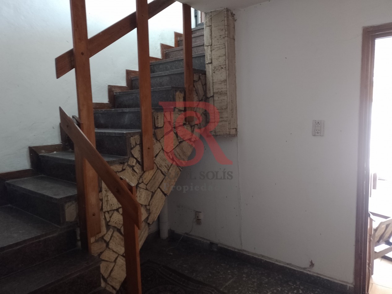 FV Departamento 3 ambientes con patio ubicado en el centro de Quilmes sin expensas