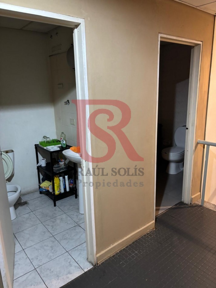 AM. IMPECABLE LOCAL en Venta en Quilmes Centro