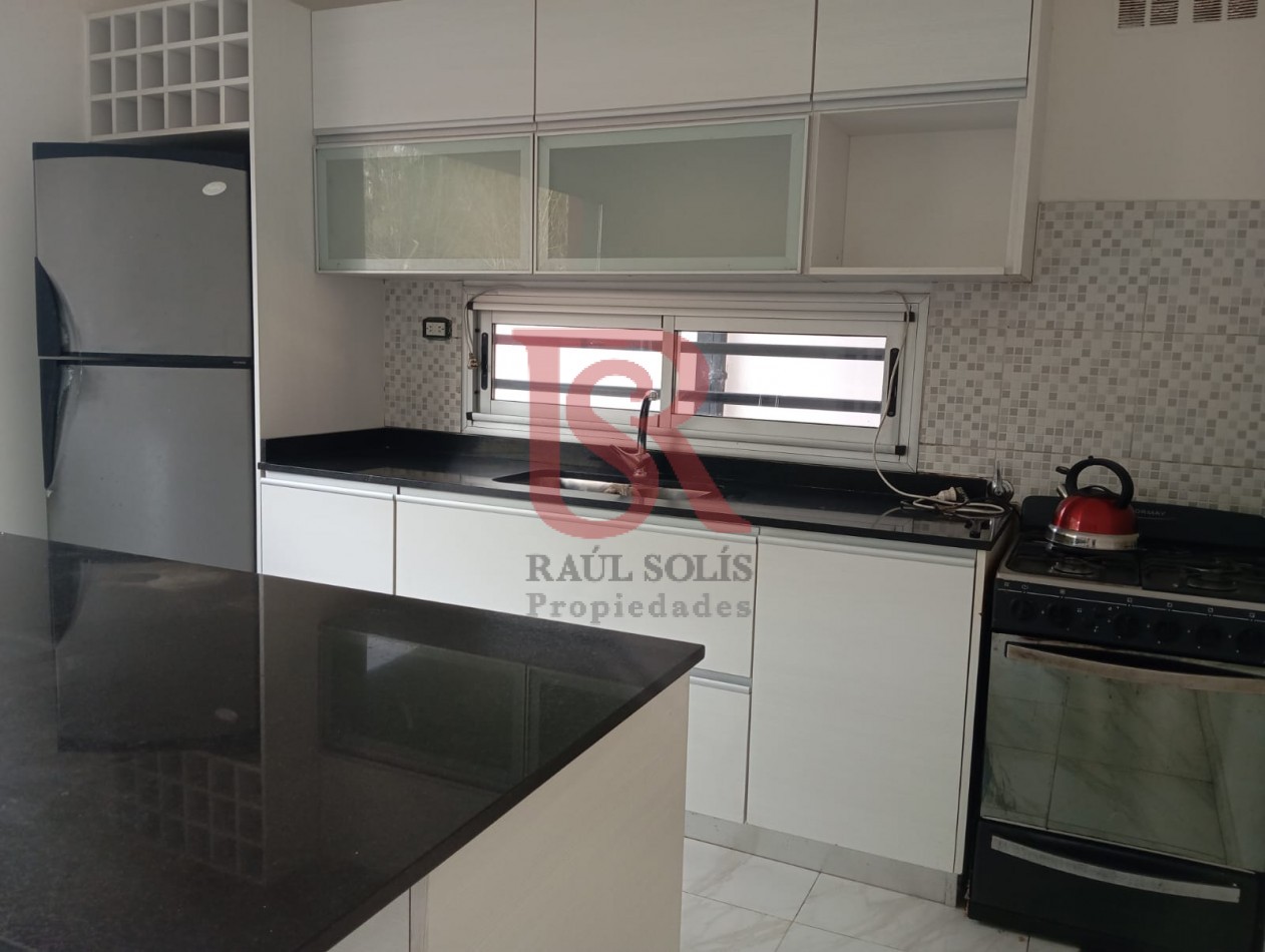 AM. ALQUILER - VENTA Casa 4 Ambientes en El Pato con Piscina