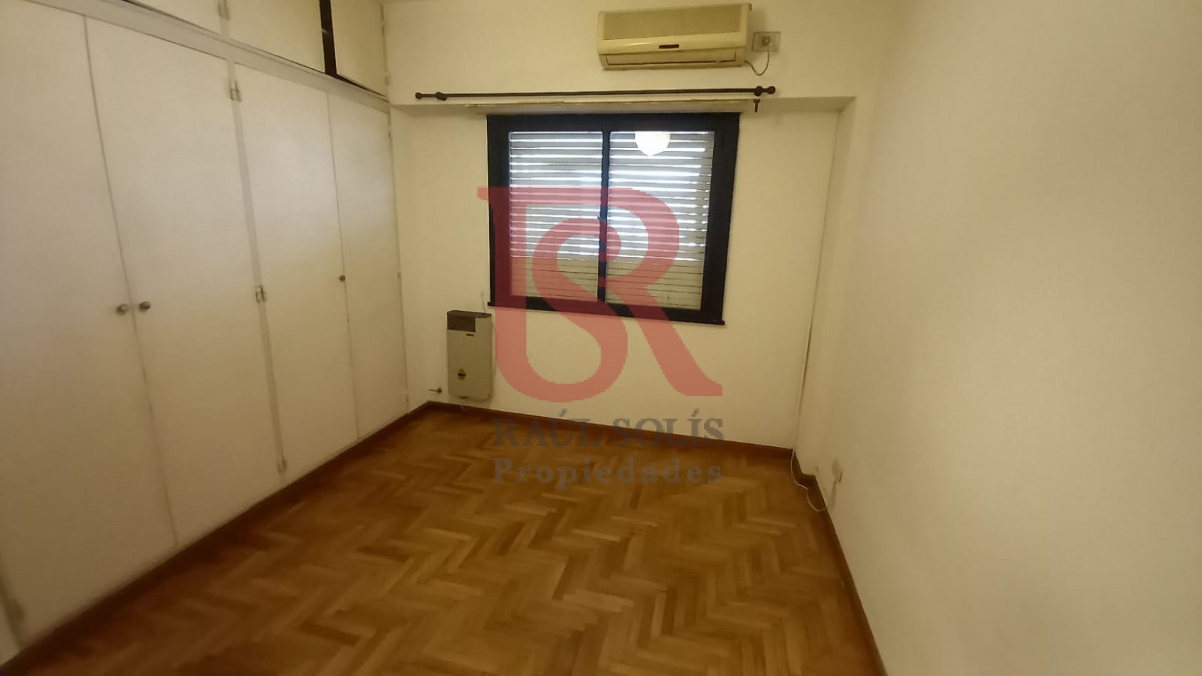 DN - Amplio departamento 3 ambientes en alquiler, Quilmes Centro!!