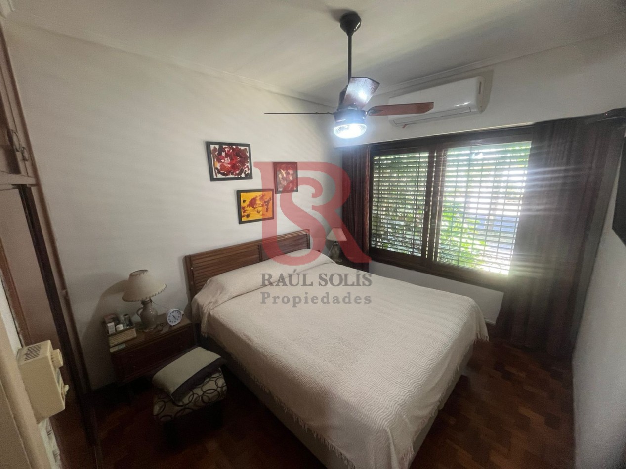 GZ- casa desarrollada en esquina super luminosa en Excelente Estado