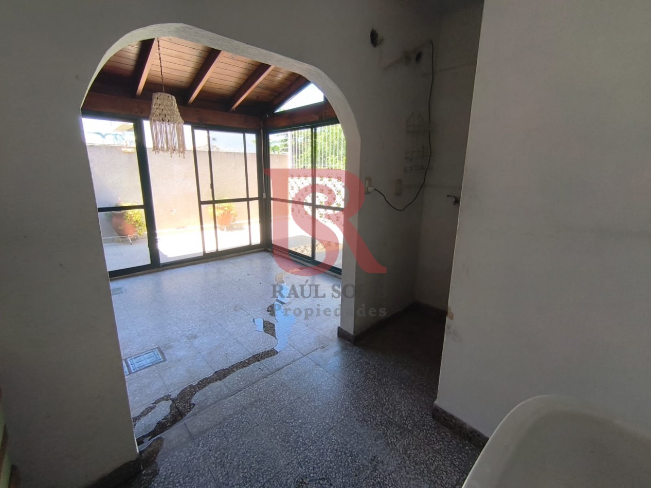 LP - VENTA! Hermoso PH en 1er piso de 4 ambientes con espcio tipo loft, quincho y parrilla en Quilmes 