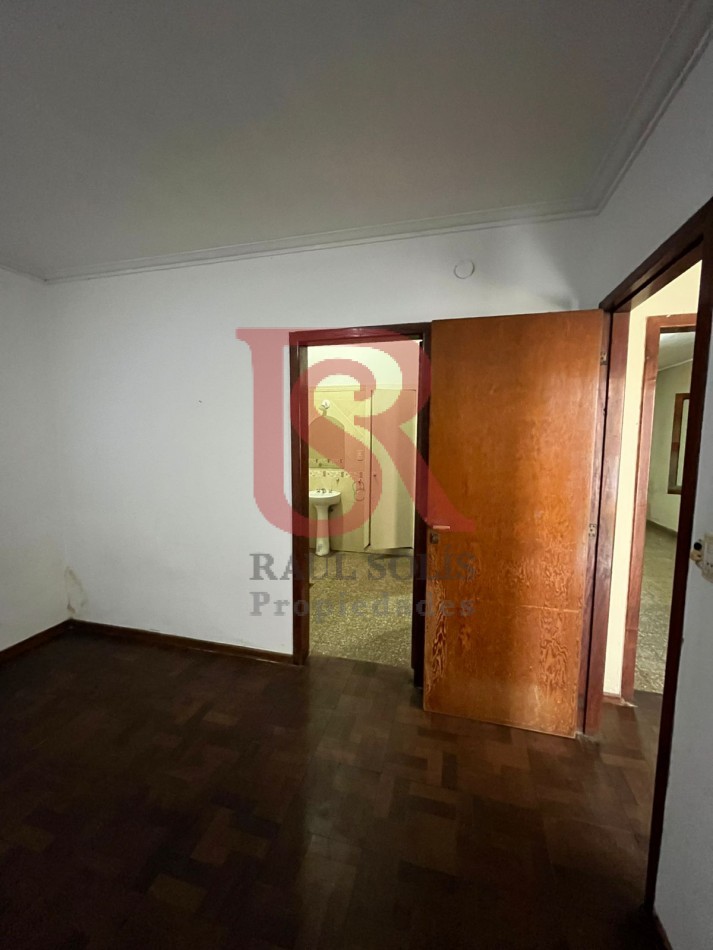 LP - PH en alquiler 3 ambientes en Bernal