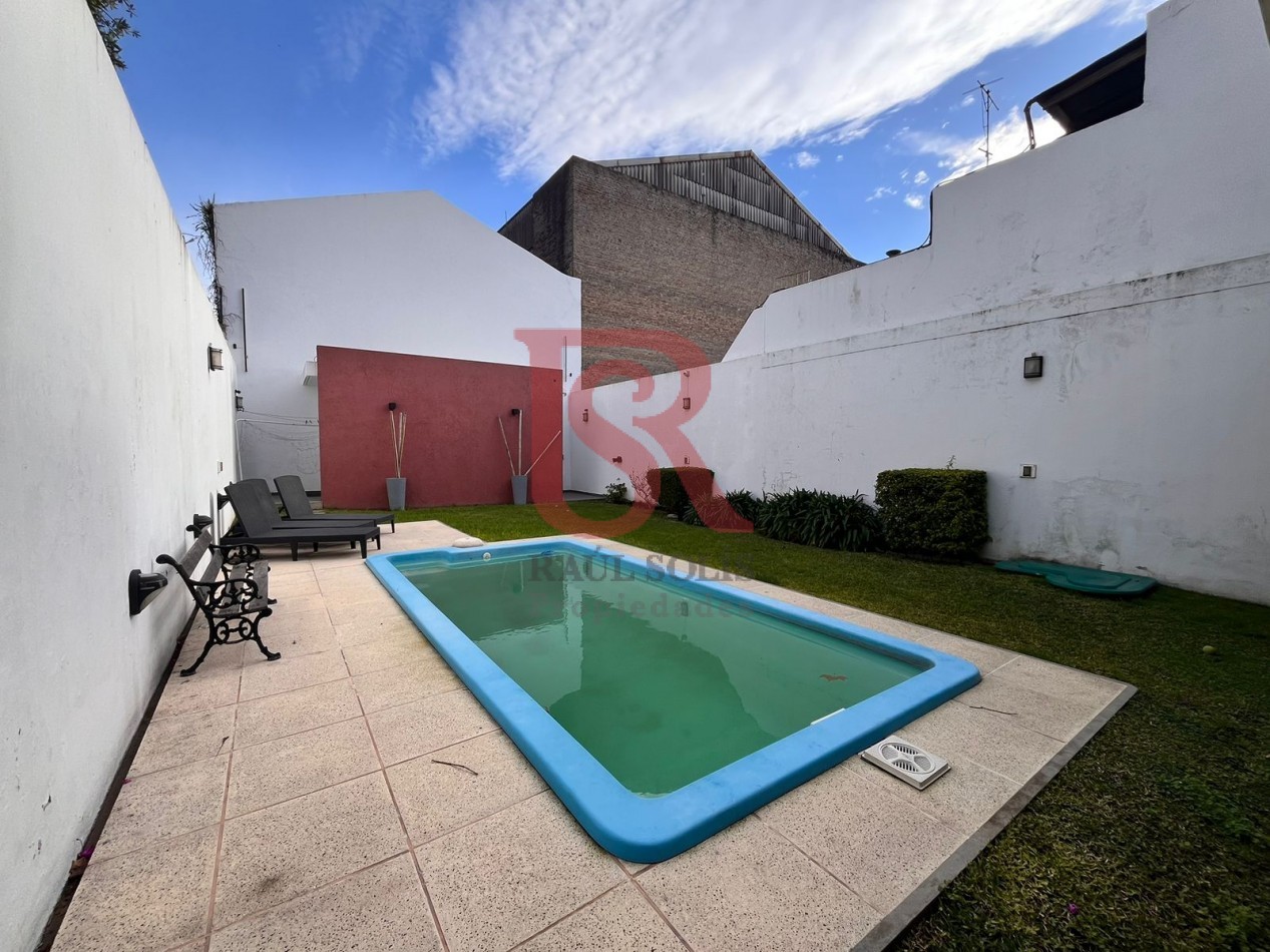 DN - Hermosa casa de 7 ambientes totalmente reciclada a nuevo en venta en Quilmes O