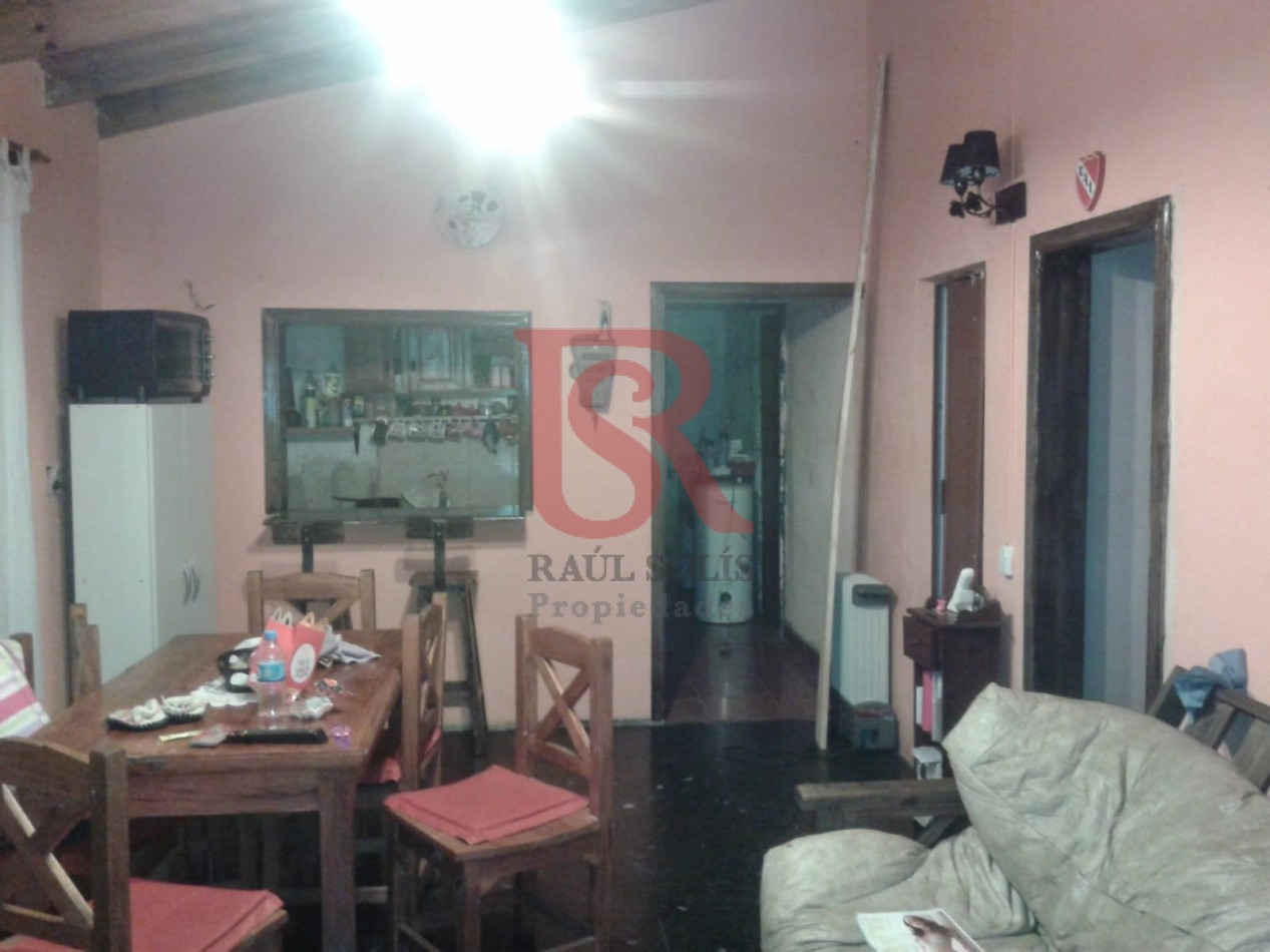 LP - VENTA! Hermosa quinta con pileta en Bosques