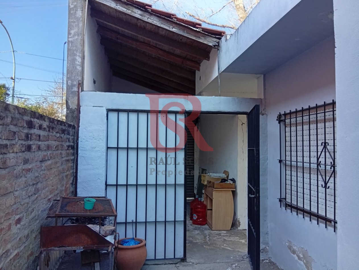 FV Casa 4 ambientes en Berazategui 