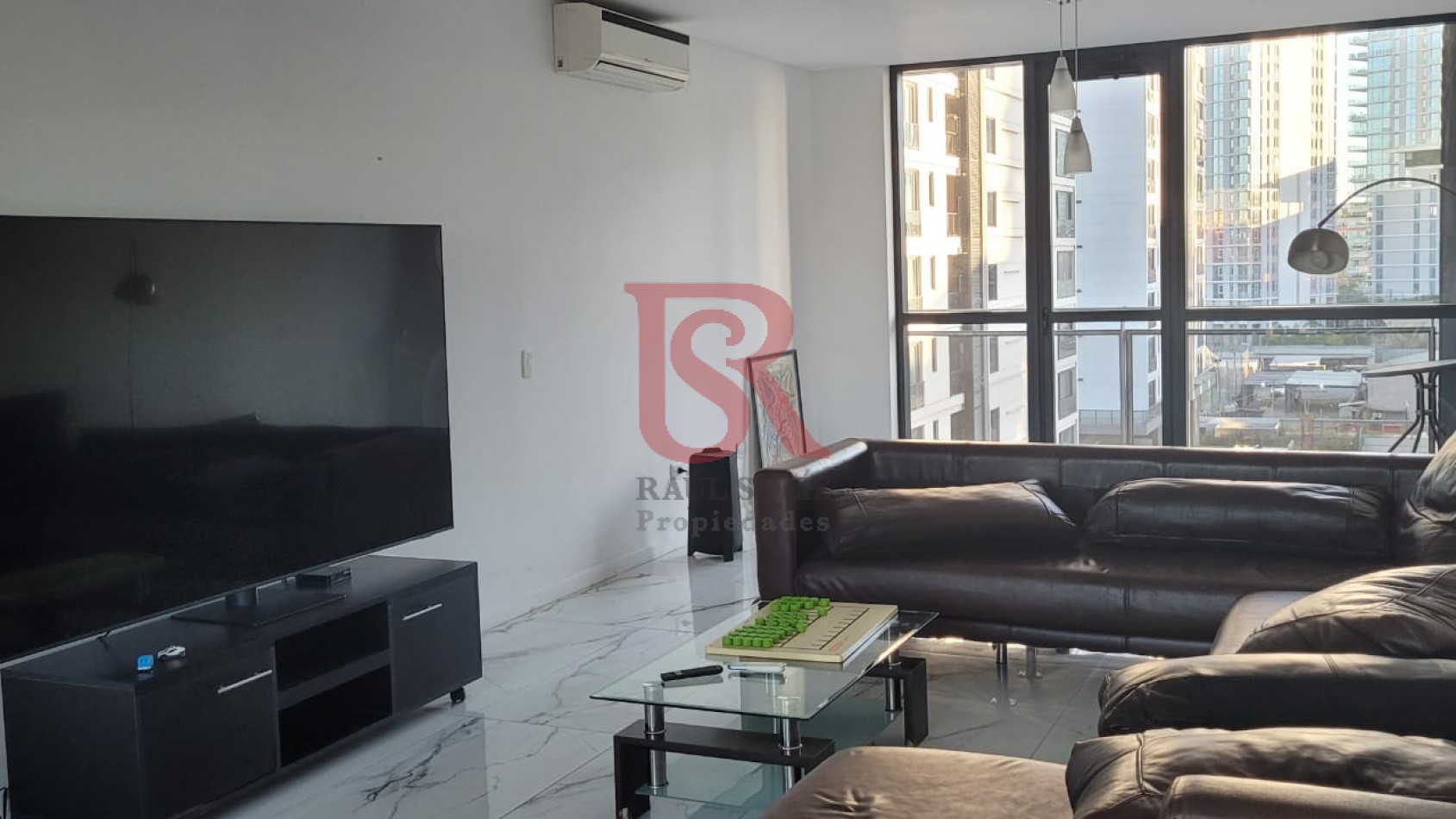 Excelente!!! Departamento tres ambientes en Puerto Madero