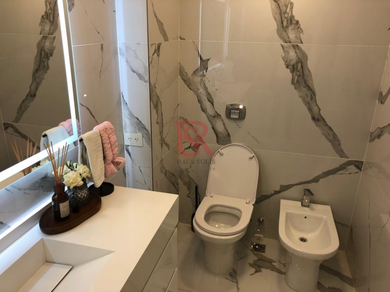 Departamento 4 Ambientes Venta Edificio Brisas Puerto Madero con Cochera