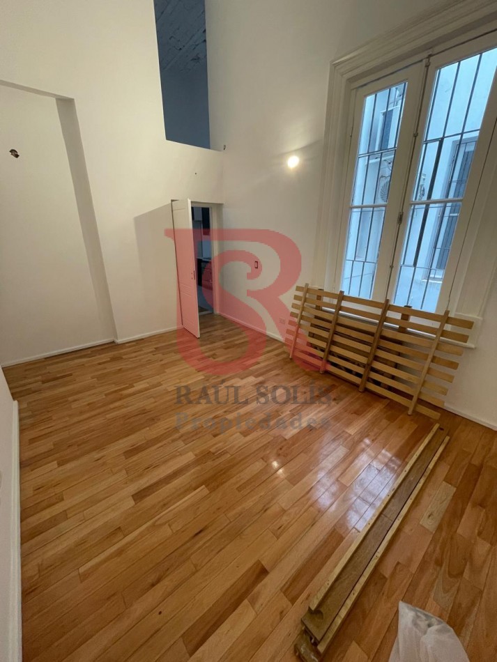 LP - VENTA! Hermoso departamento 3 ambientes en San Telmo