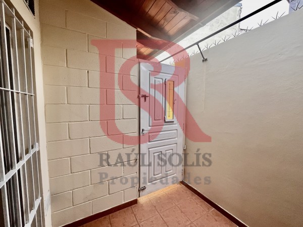 GV-ALQUILER Duplex Berazategui. IMPECABLE