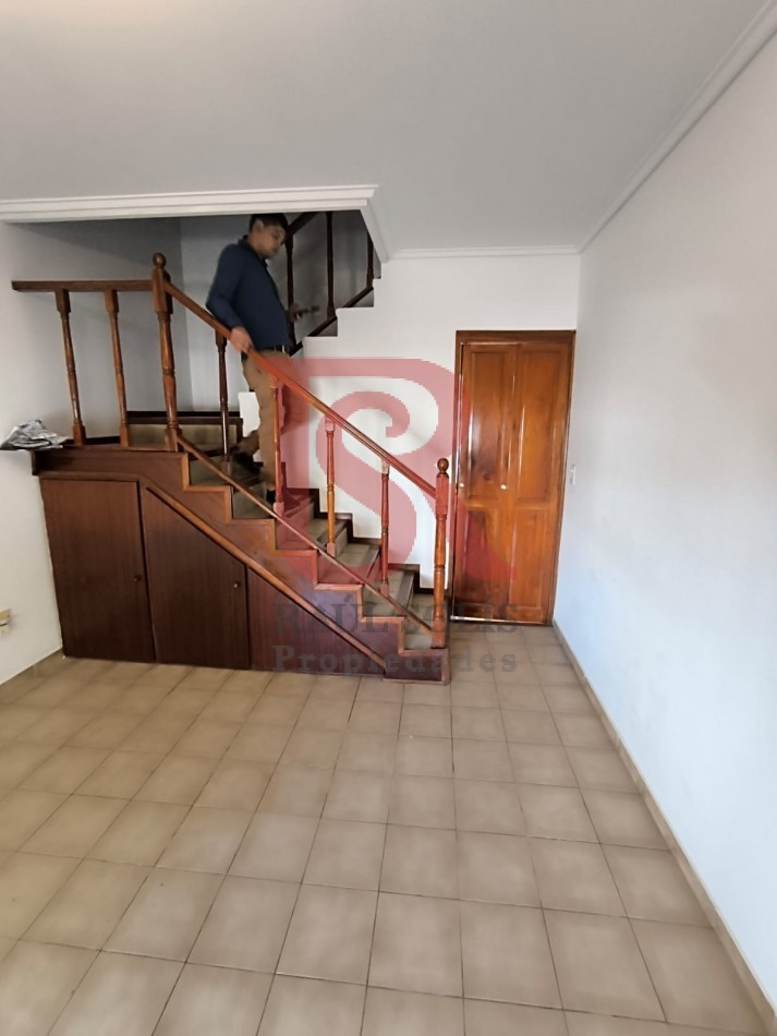 LP - Venta duplex 3 ambientes con cochera en Quilmes