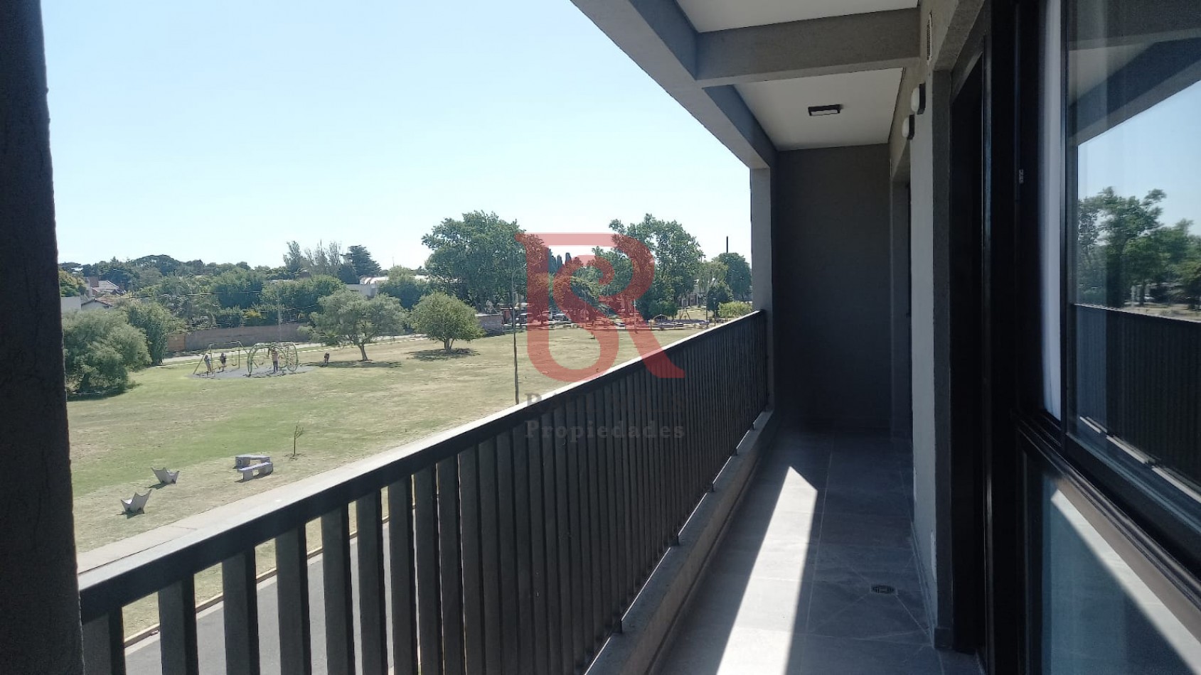 Gz - Departamento dos ambientes a EStrenar