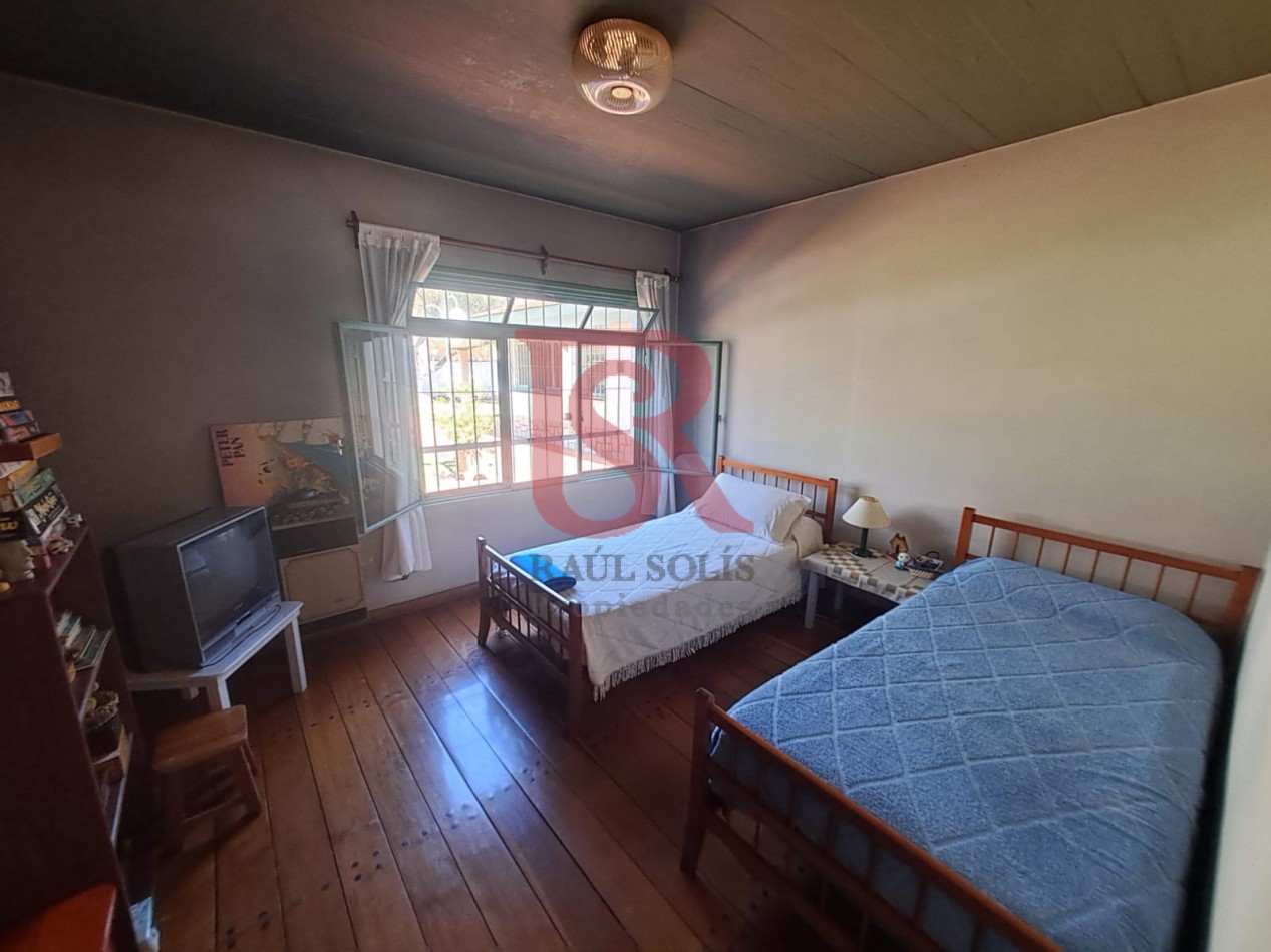 GZ- Imponente Casa en Esquina 