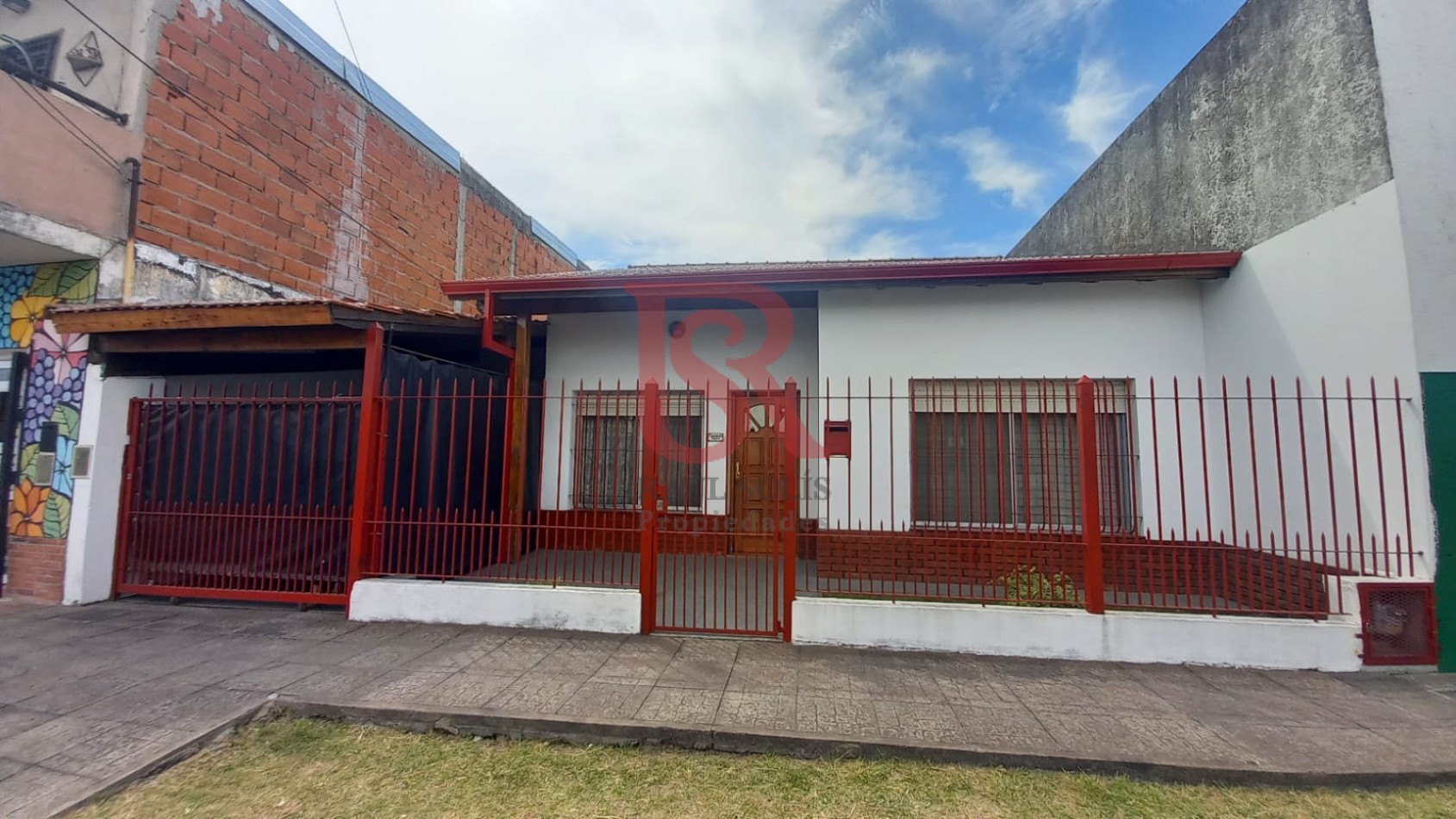 DN - Casa en venta, en Quilmes Oeste!