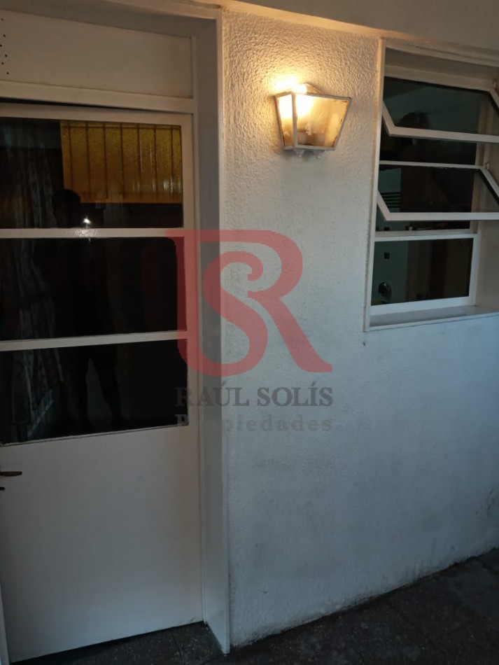 LP - Venta departamento 4 ambientes en Solano
