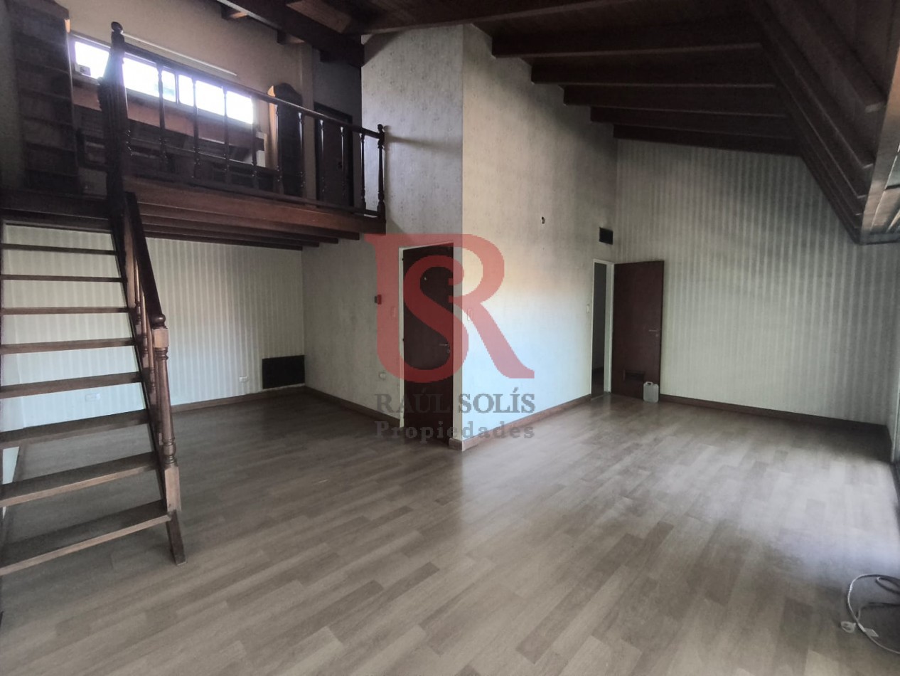 LP - VENTA! Hermoso PH en 1er piso de 4 ambientes con espcio tipo loft, quincho y parrilla en Quilmes 