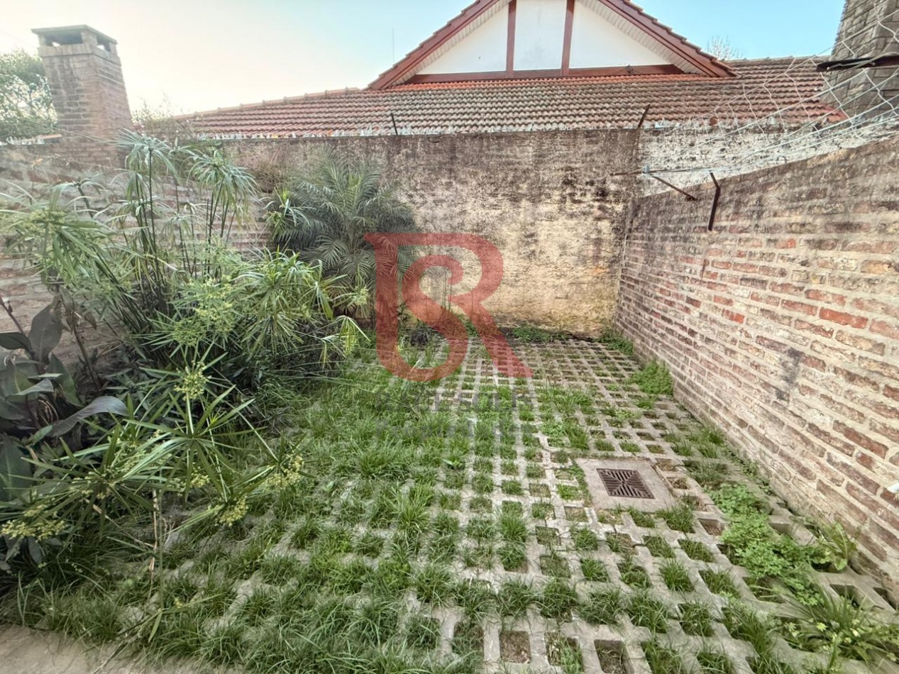 FV Triplex residencial en bernal 