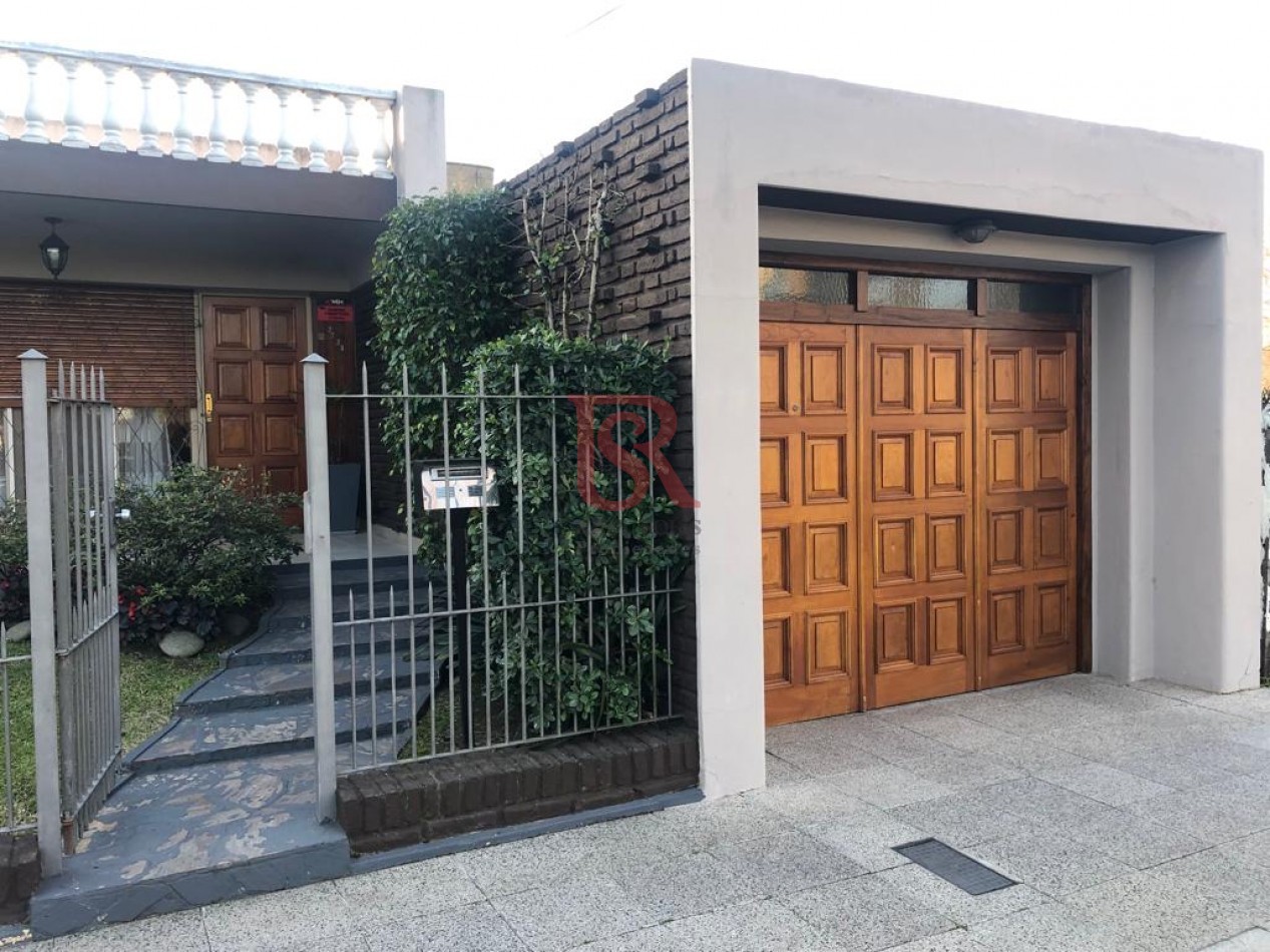 OPORTUNIDAD! Excelente Casa en Alquiler y Venta - Quilmes Oeste -