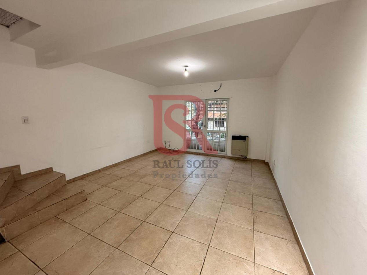 FV Triplex residencial en bernal 