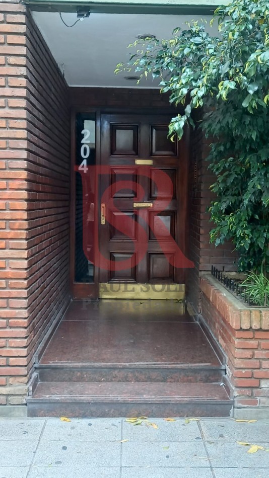 DN - Excelente ubicacion! Ideal oficina, consultorio, showroom, etc. Quilmes centro!!!