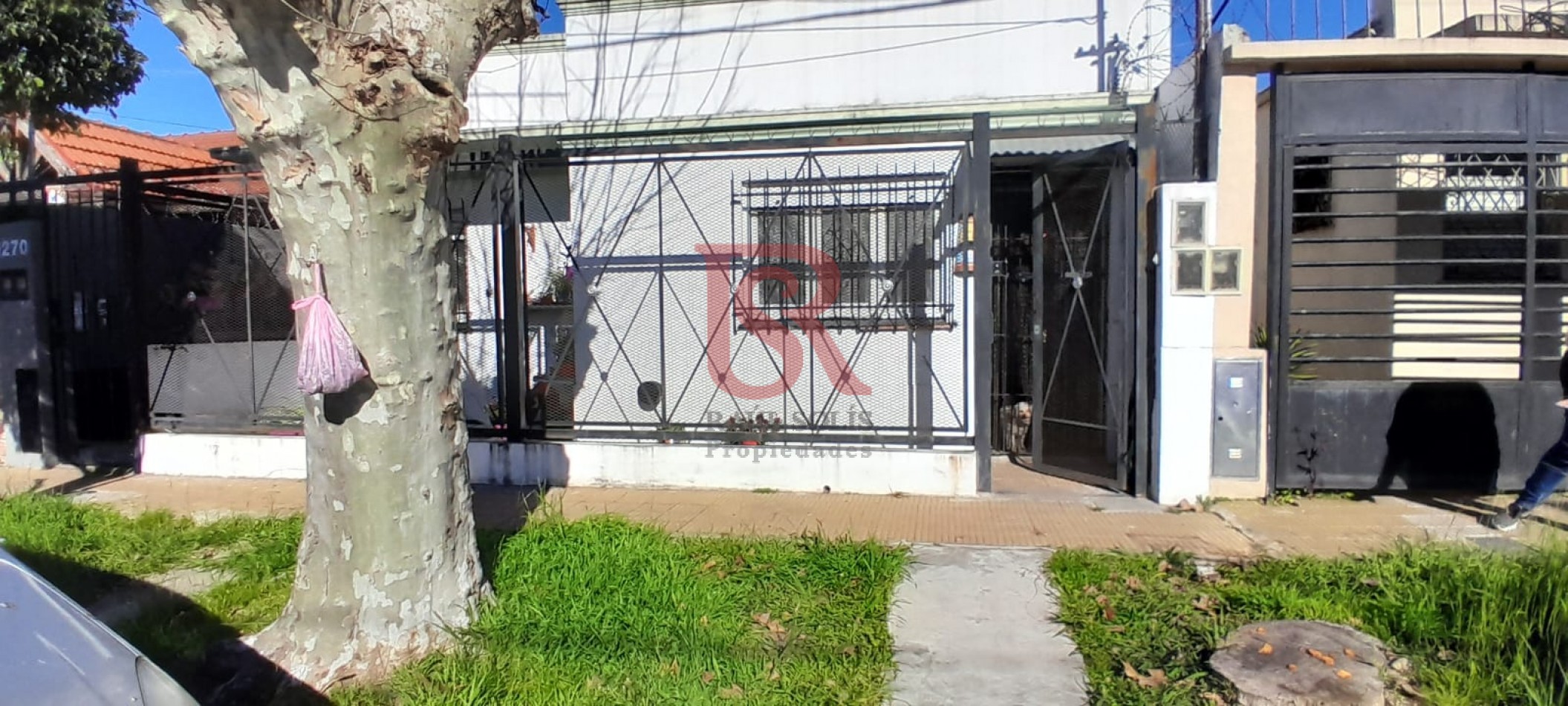 LP - Acogedora casa PH dos ambientes luminoso, en Quilmes oeste