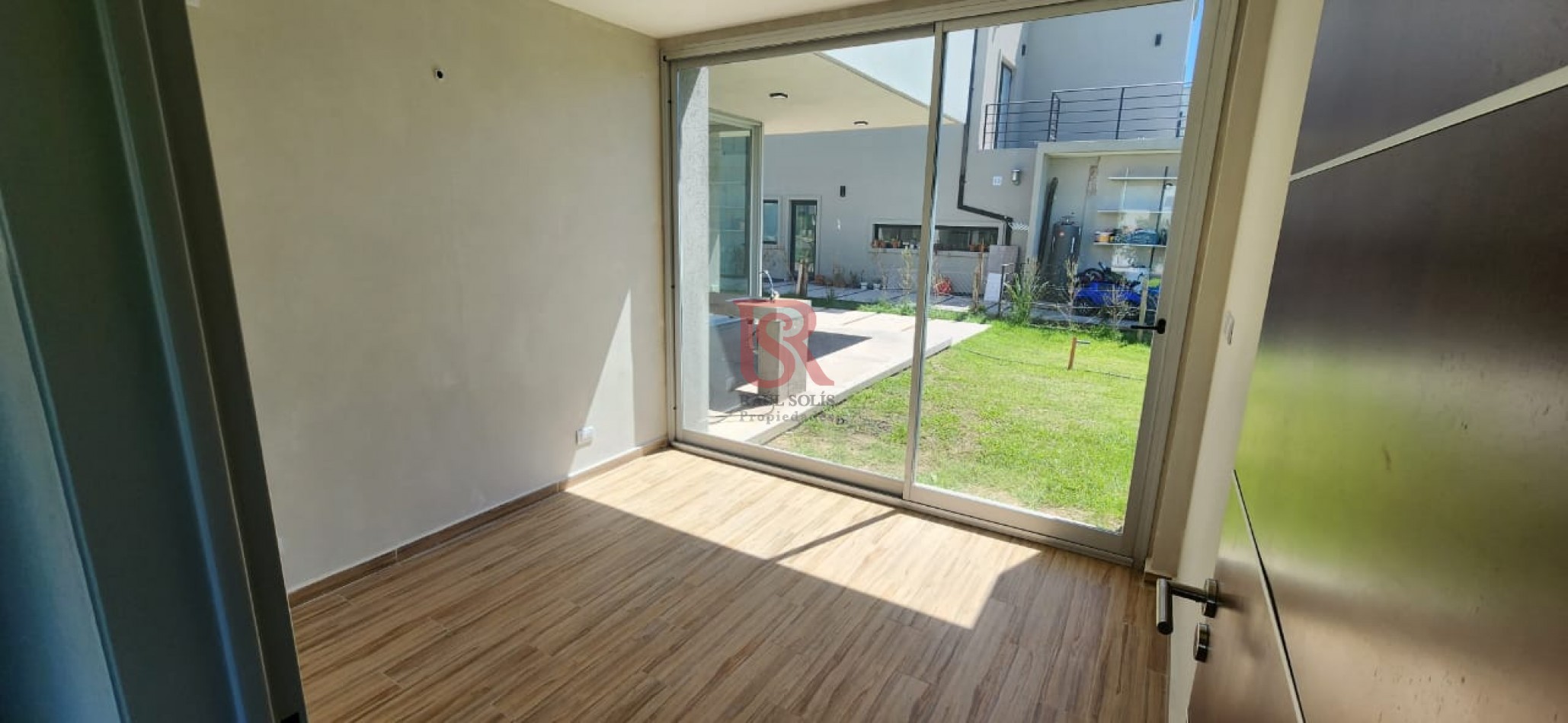 AM- Casa 4 Ambientes La Reserva Hudson en una sola planta con piscina