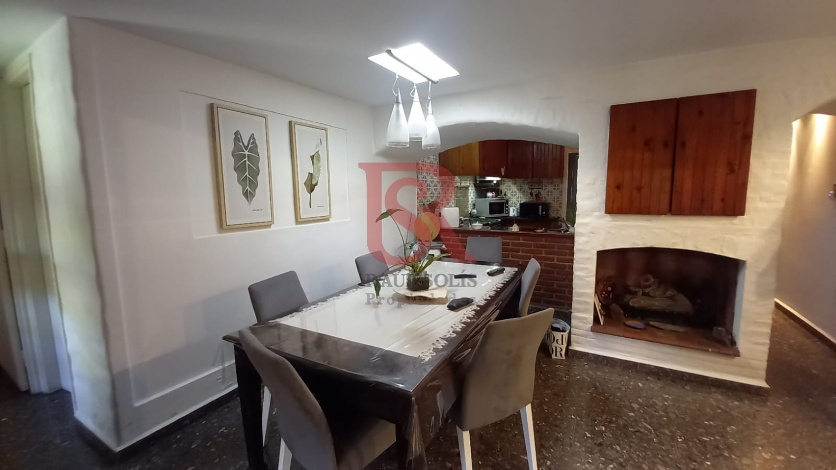 DN - Hermosa casa en venta con pileta en Quilmes Oeste! Apto credito