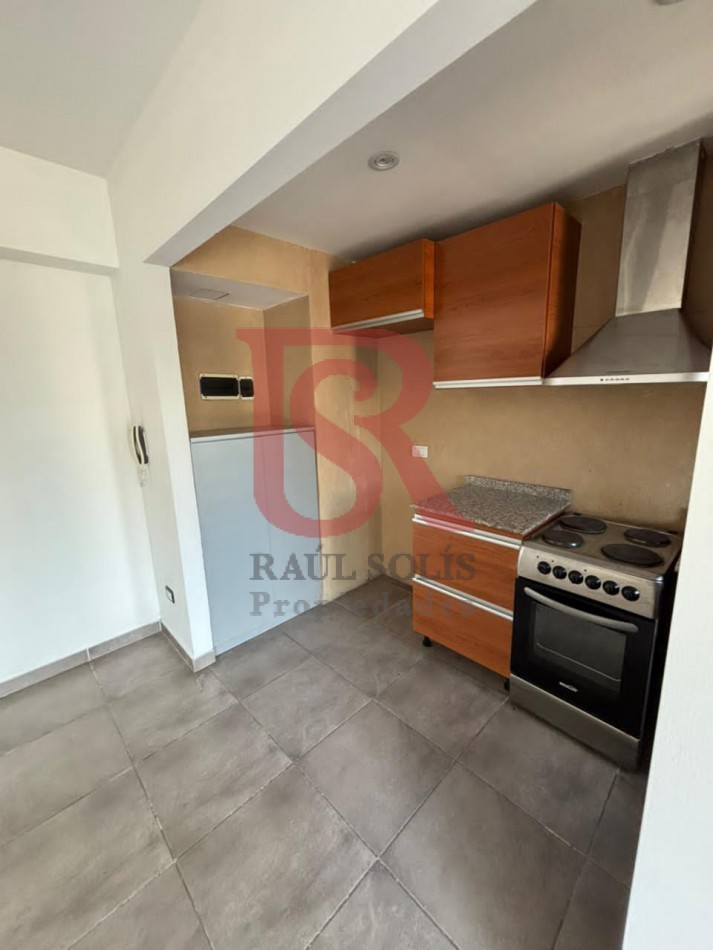 DN - Hermoso departamento 2 ambientes con cochera en Quilmes Centro 