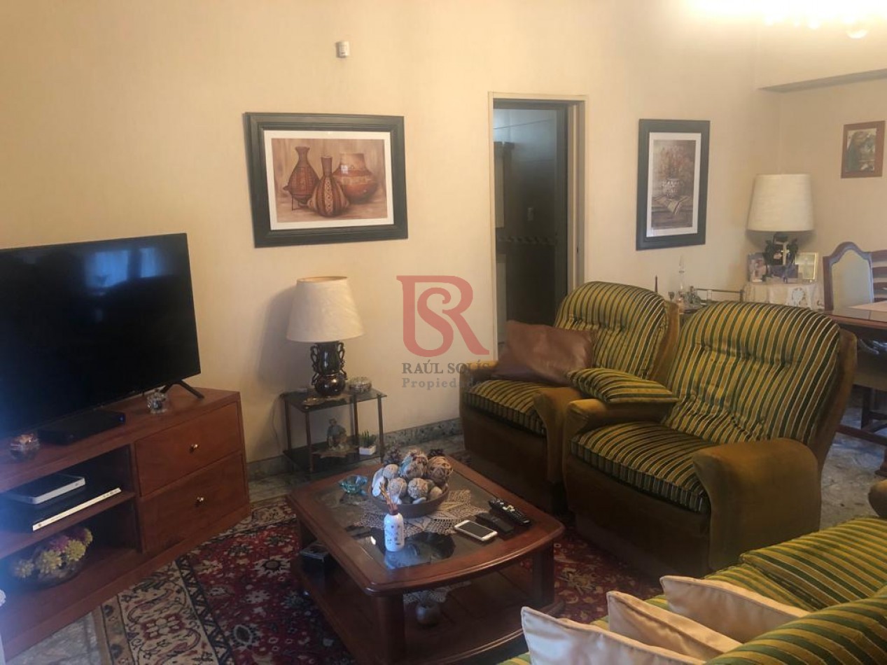 OPORTUNIDAD! Excelente Casa en Alquiler y Venta - Quilmes Oeste -