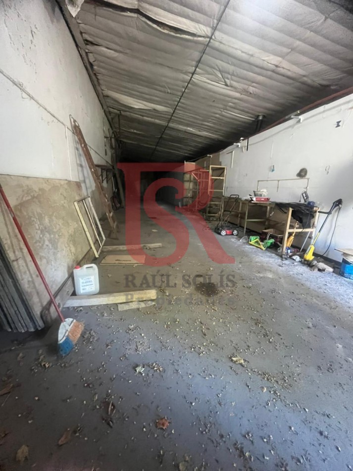 GZ- Galpon de 400 m desarrollado sobre lote de 1300m