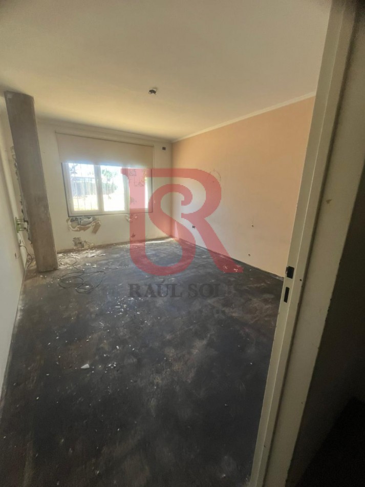 GZ- Galpon de 400 m desarrollado sobre lote de 1300m