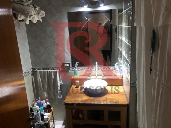 AM- EXCELENTE CASA en VENTA - QUILMES