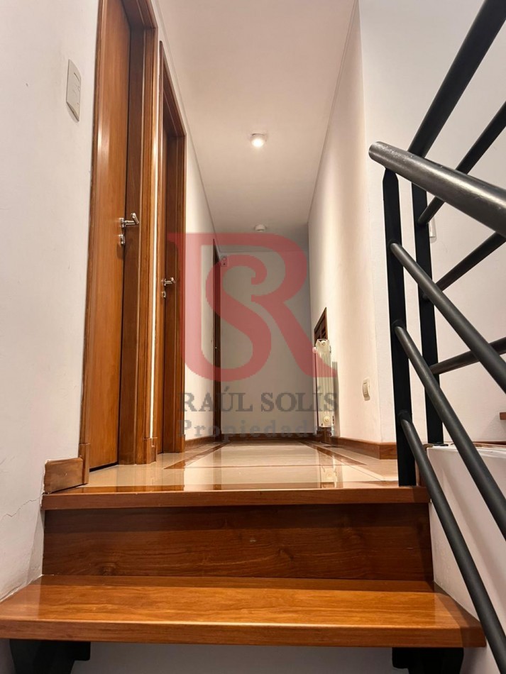 DN - Hermosa casa de 7 ambientes totalmente reciclada a nuevo en venta en Quilmes O