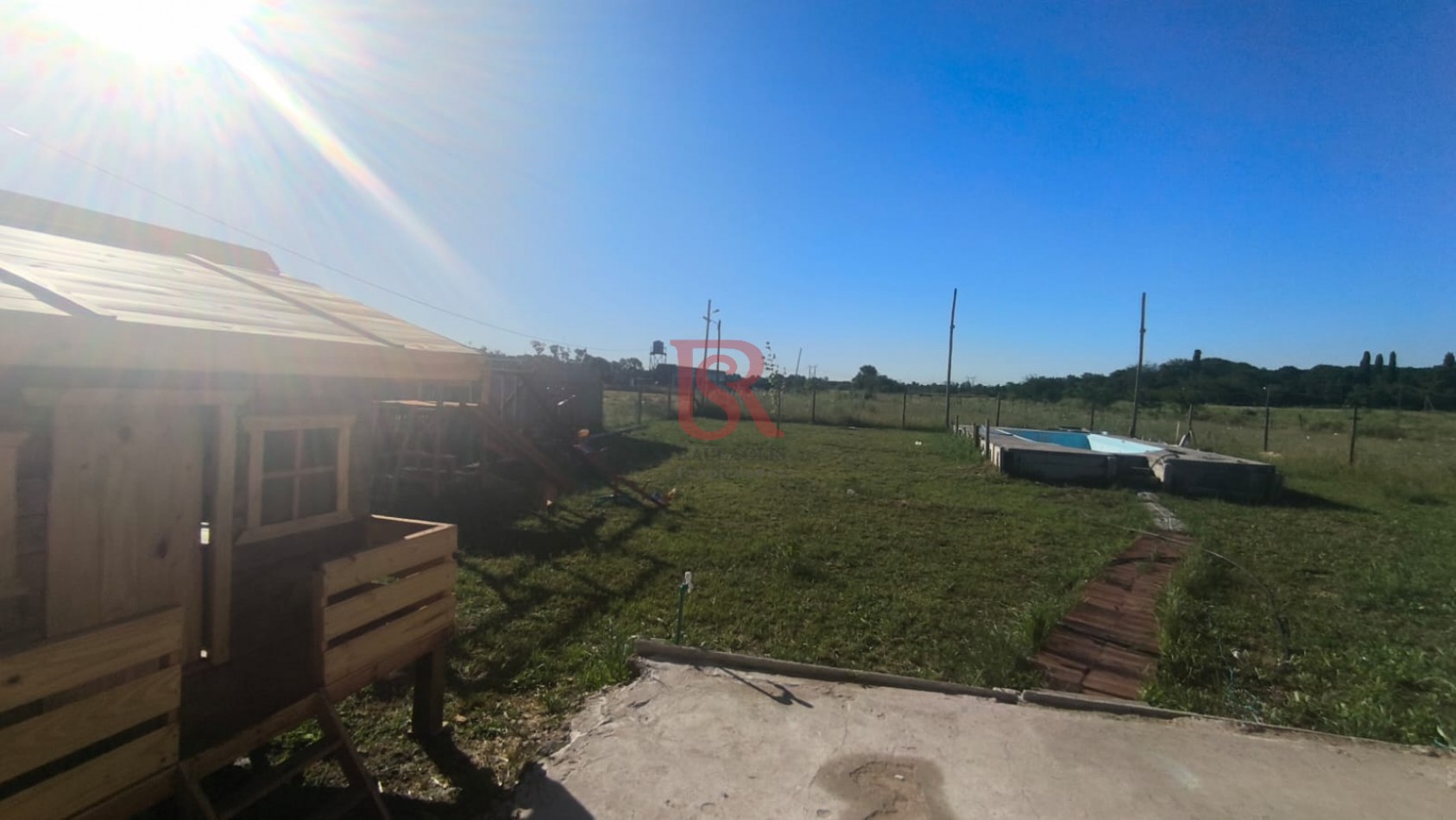 AM. Casa en Venta con lote - El Pato